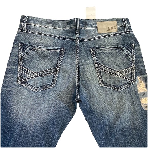 New BKE Mens Jeans 32x33 Comfort Skinny JAKE Mid Wash Blue Premium Stretch Denim - Picture 4 of 14